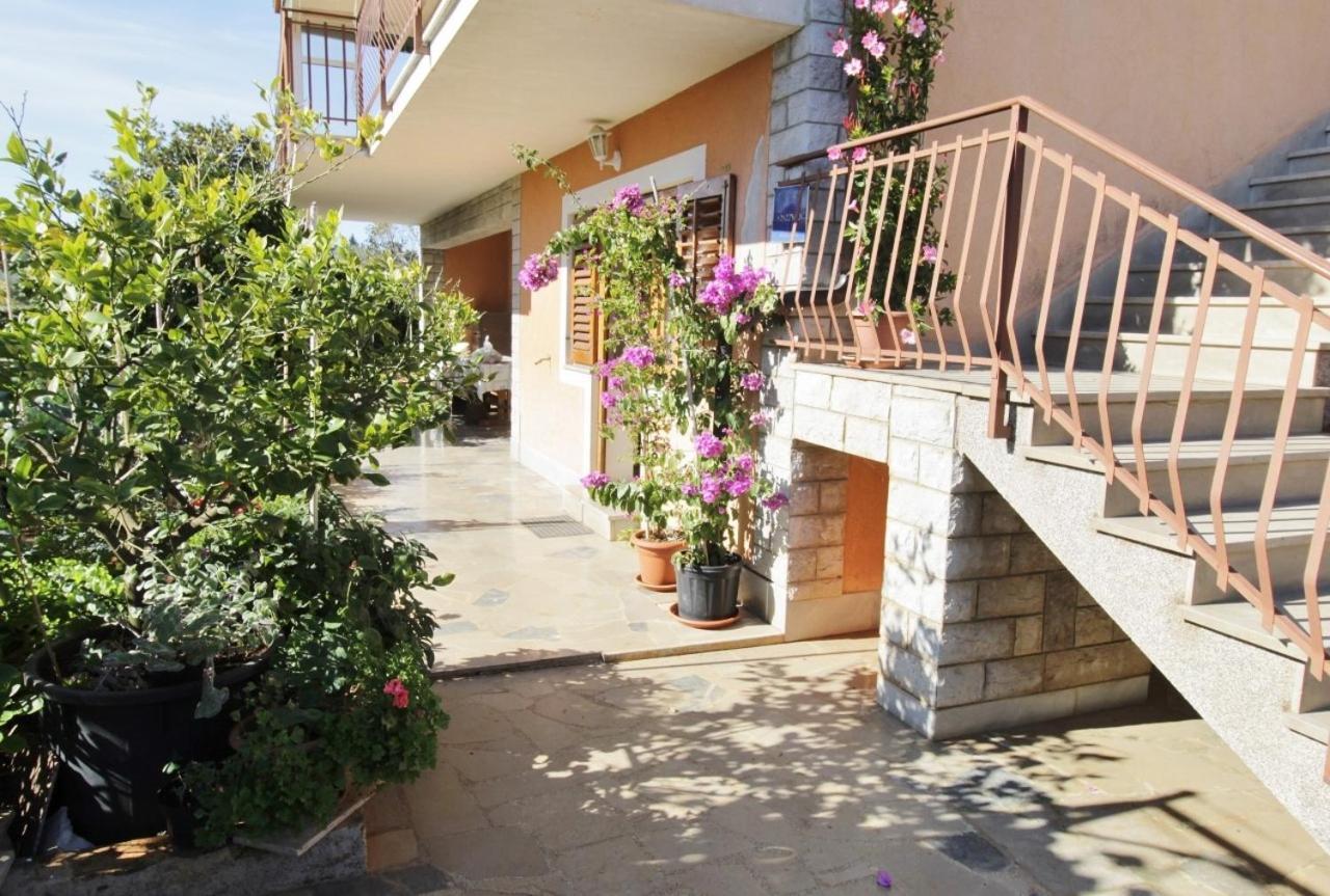 Apartments Marija 사부드리자 외부 사진
