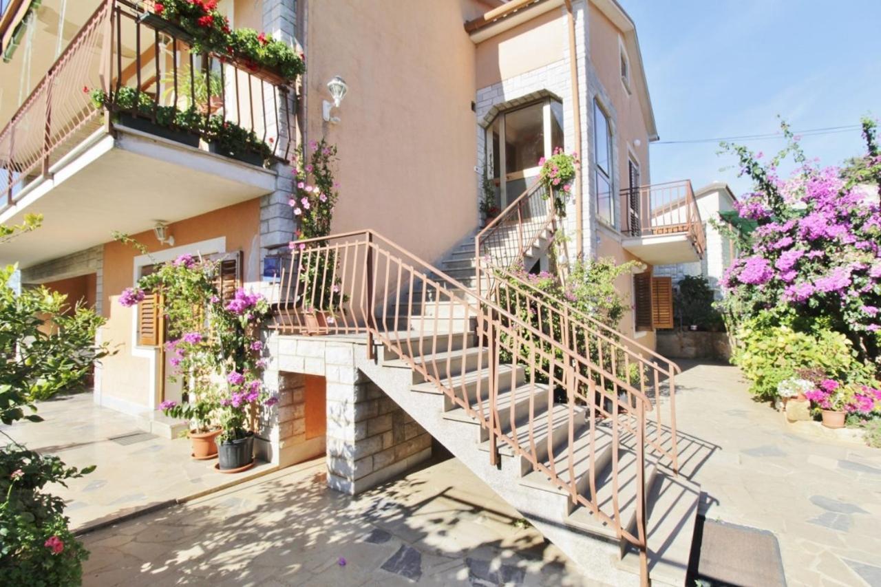 Apartments Marija 사부드리자 외부 사진